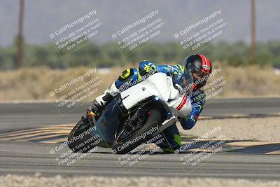 media/Oct-13-2025-Moto Forza (Mon) [[a66d839500]]/2-A Group/Session 3 (Turn 16)/